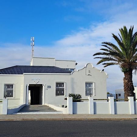 Raston Guest House Lambert's Bay Exterior photo